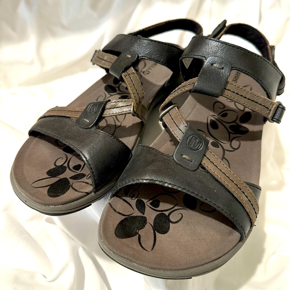 Women’s Merrell Sandals, size 9